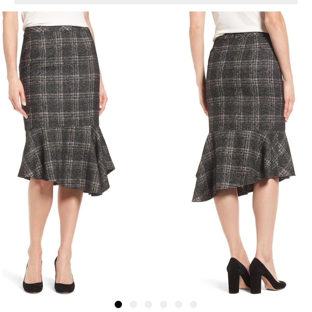 NEVER WORN! Perfect Skirt for Fall